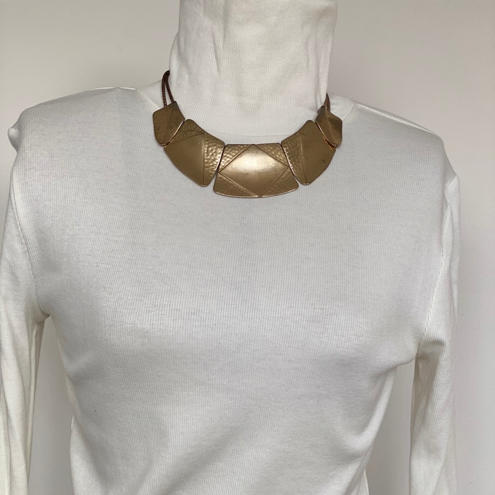 Vintage metal necklace